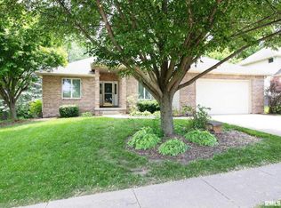 3402 79th St, Moline, IL 61265