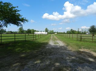 345 Mushroom Rd, Arnaudville, LA 70512