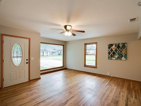 4th image of 519 Dot Ave