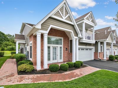 64101 Red Cedar Road, Plainview, NY, 11803