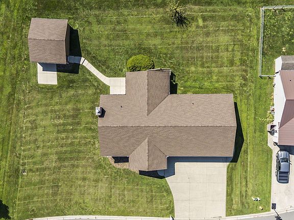 3rd image of 251 Alcon Dr