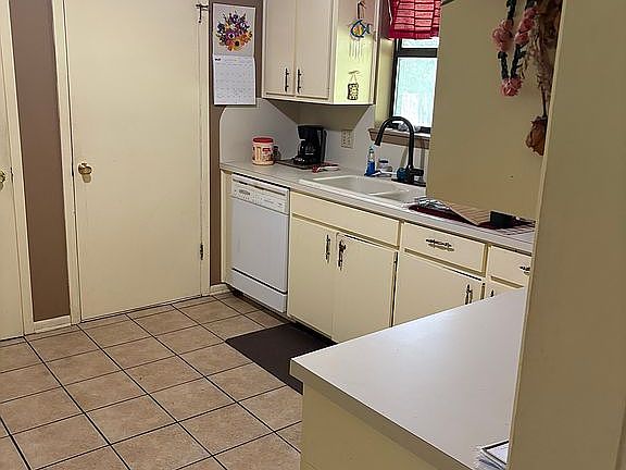 5th image of 4620 Kenbrook Dr