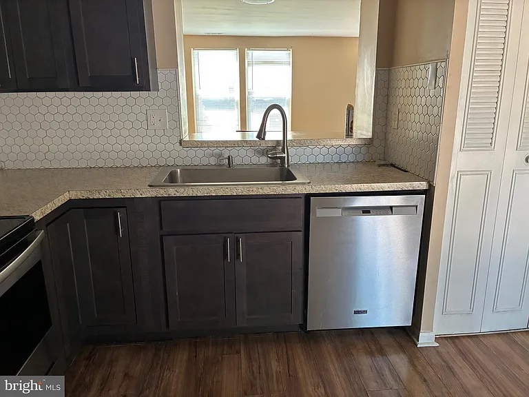243 Vista Ct — Photo 12