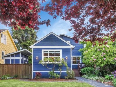 739 N 77th Street, Seattle, WA, 98103