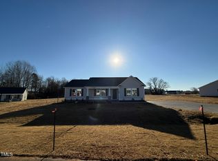 90 Faucette Dr, Selma, NC 27576