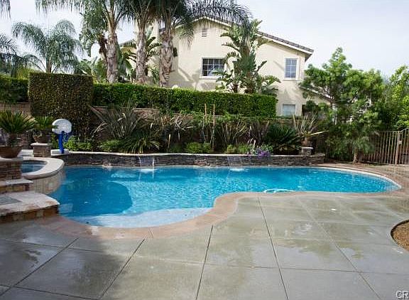 5th image of 2965 Glenwood Cir