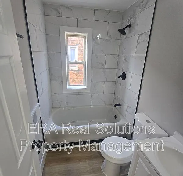 1056 Wilson Ave #D — Photo 6