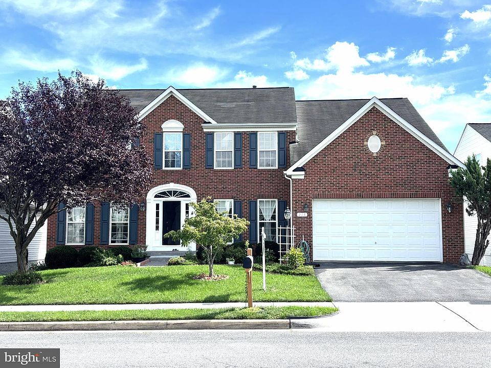 1st image of 214 Stephens Run St