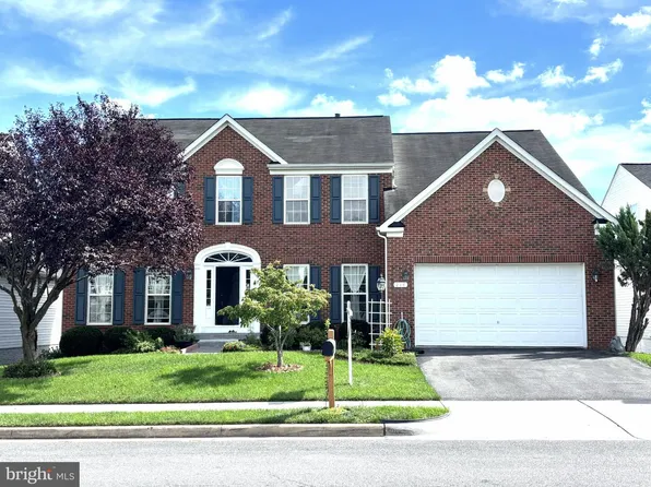 214 Stephens Run St, Stephens City, VA 22655