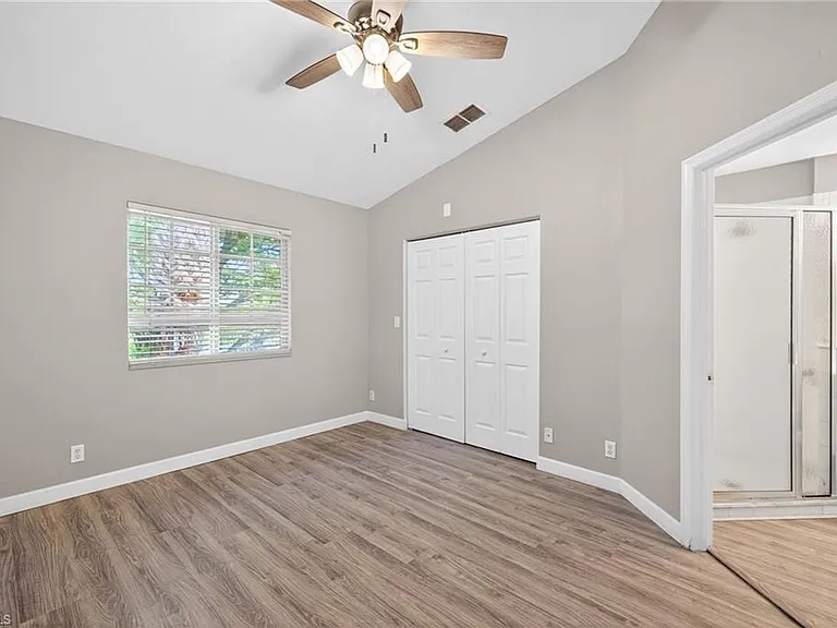 8289 Pacific Beach Dr — Photo 10