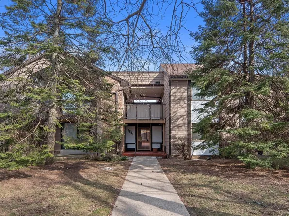 8641 North Servite DRIVE #104, Milwaukee, WI 53223