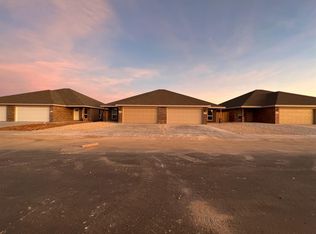 1301 N Durant Ave #B, Lubbock, TX 79416