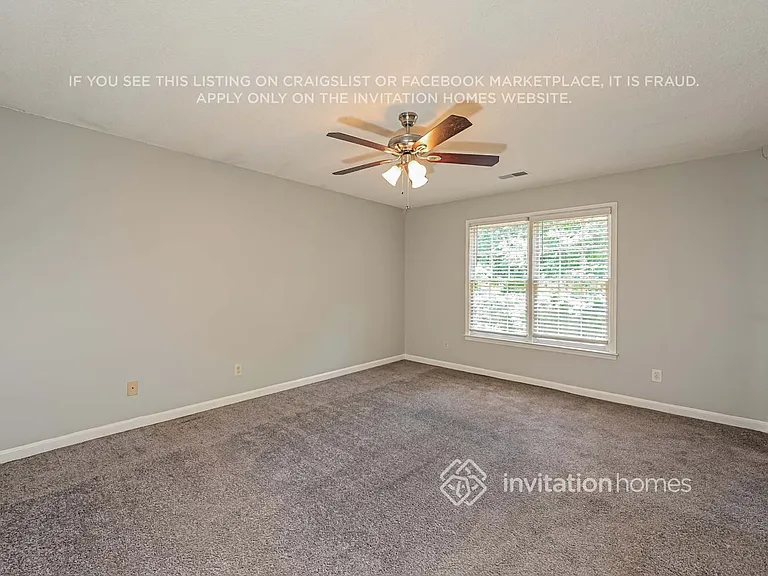 2390 Hinton Rd — Photo 10