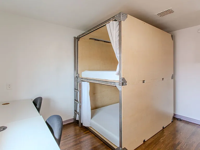 624 Hilgard Ave #255 — Photo 10