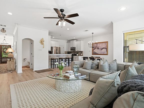 4th image of 1827 Jara Ct
