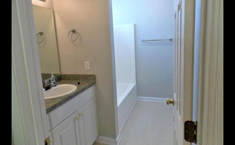 105 Merowey Ct — Photo 15
