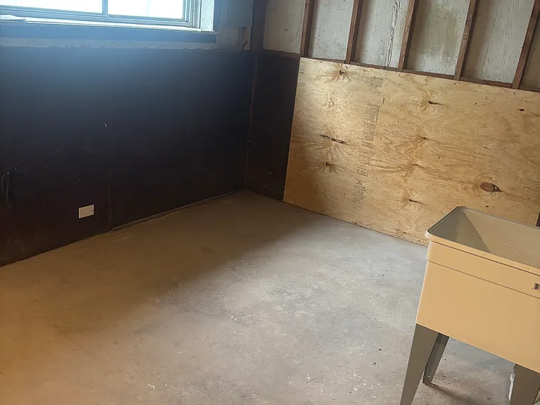 311 Austin Dr — Photo 15