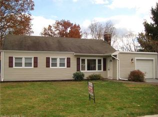 13 Milford Rd, Manchester, CT 06042