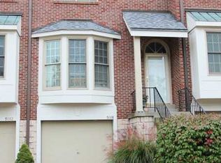 5008 Alden Dr, Pittsburgh, PA 15220
