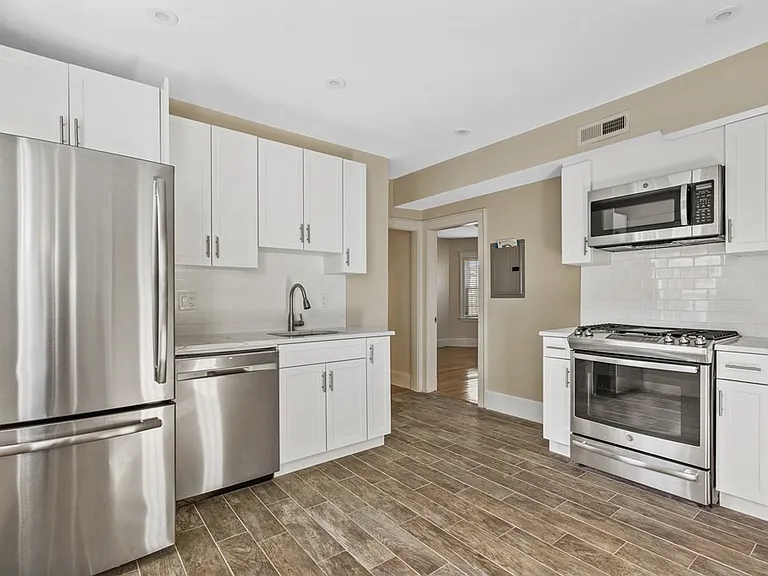 70 Sudan St #3 — Photo 1