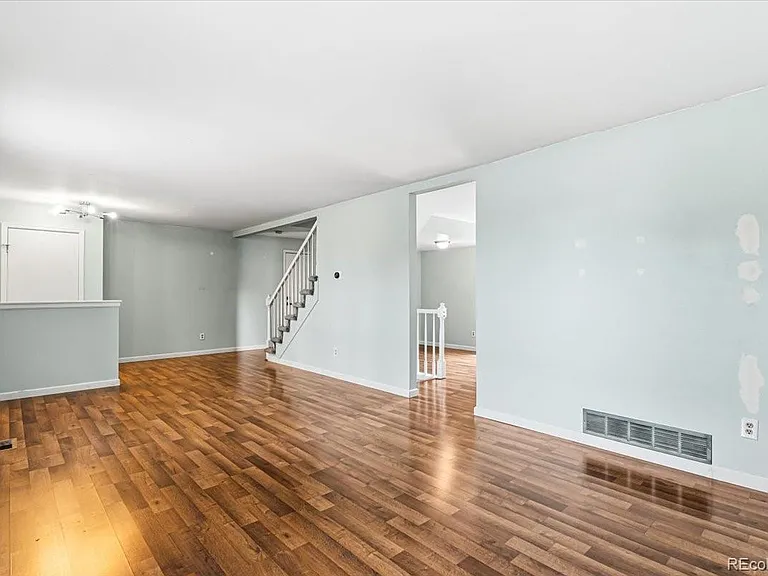 4418 S Argonne Way — Photo 8