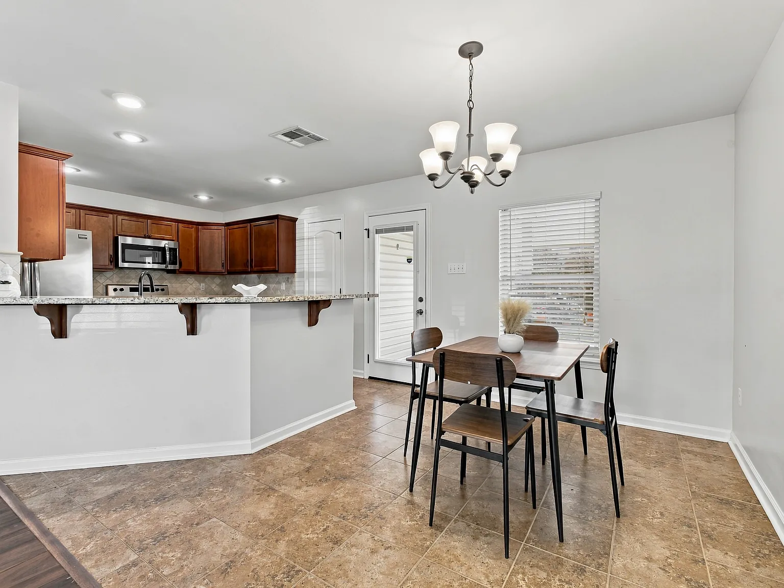 15592 Magicstone Ave — Photo 4