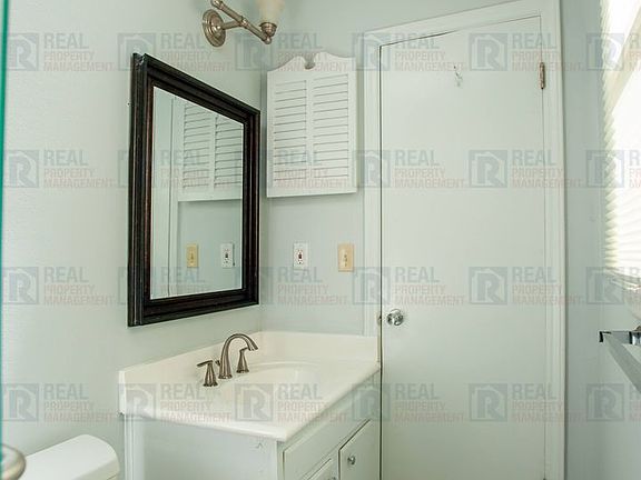 5th image of 5106 Peppercorn St