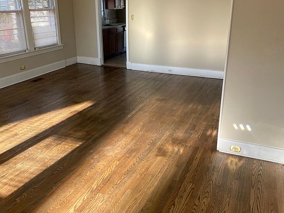 3rd image of 7 Bellemonte Ave