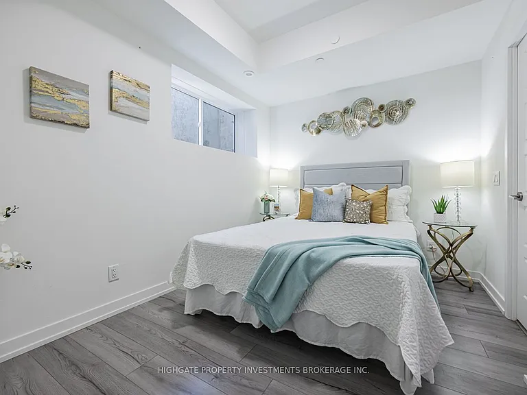 266 Finch Ave E #13 — Photo 16