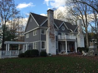 35 Quail Run Cir, Fairfield, CT 06824