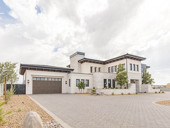 5th image of 217 W Oak Hollow Cir