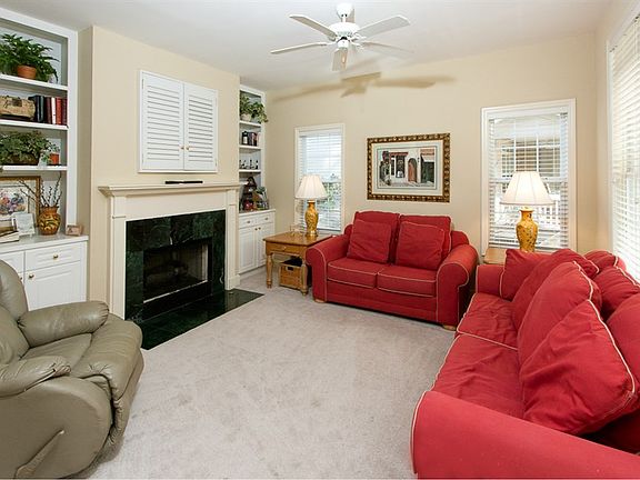4th image of 9 Wimbledon Ct Unit 10