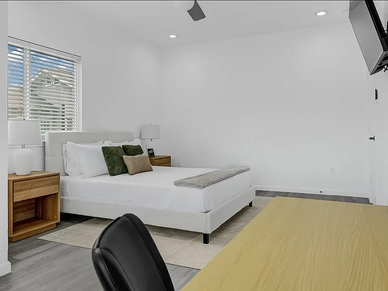 3042 Milby St #2 — Photo 12