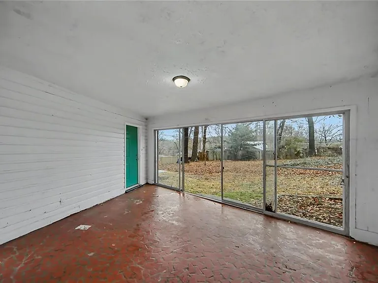 725 Matilda Pl NW — Photo 23