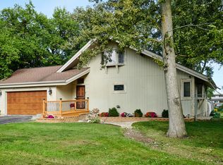 9041 Delphia Ave, Des Plaines, IL 60016