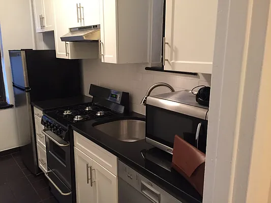 Rented by Citi Habitats | media 5