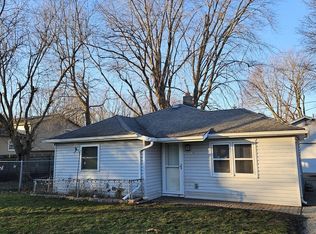 10936 W Edgewood Rd, Beach Park, IL 60087