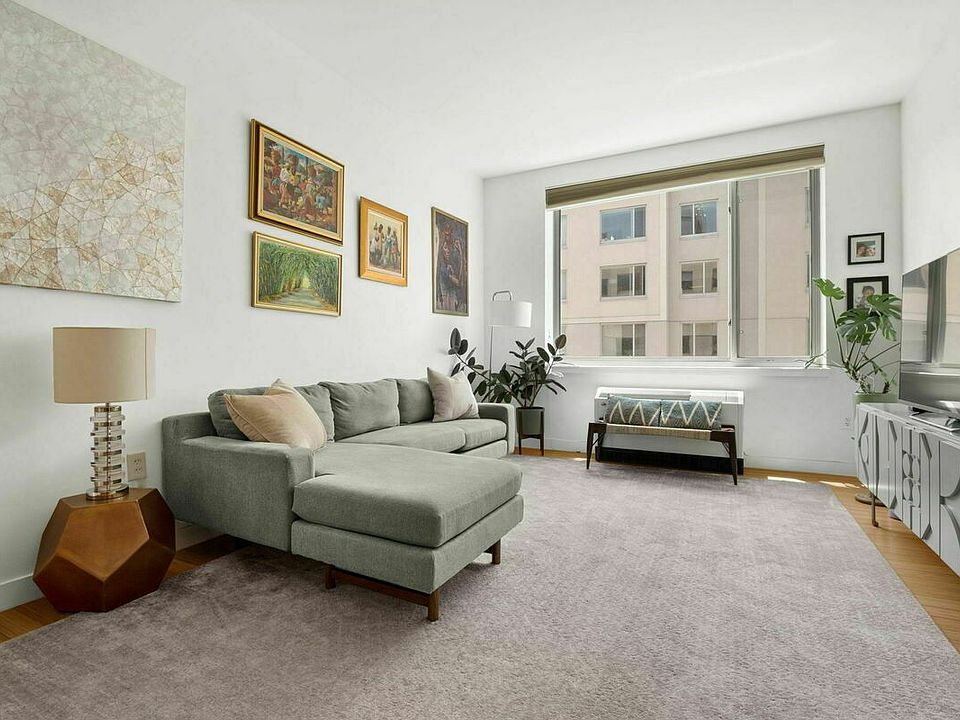 1st image of 40 W 116th St APT A1002