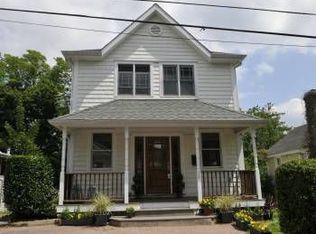 33 Ridgeland Ter, Rye, NY 10580