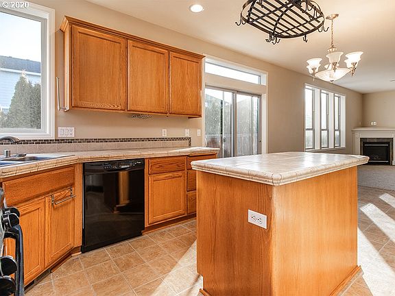 3rd image of 8613 NE 97th Ct