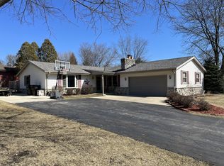 5440 Oak Forest Dr, Racine, WI 53406