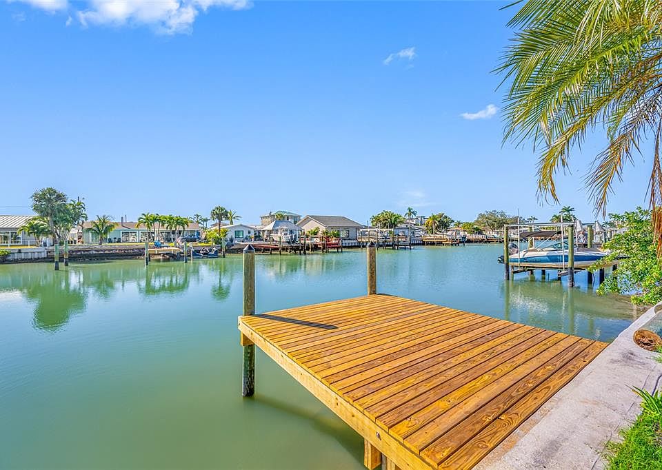 1st image of 7930 CAUSEWAY BOULEVARD S