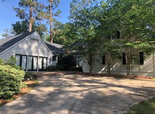 613 Forest Circle Dr, Douglas, GA 31533