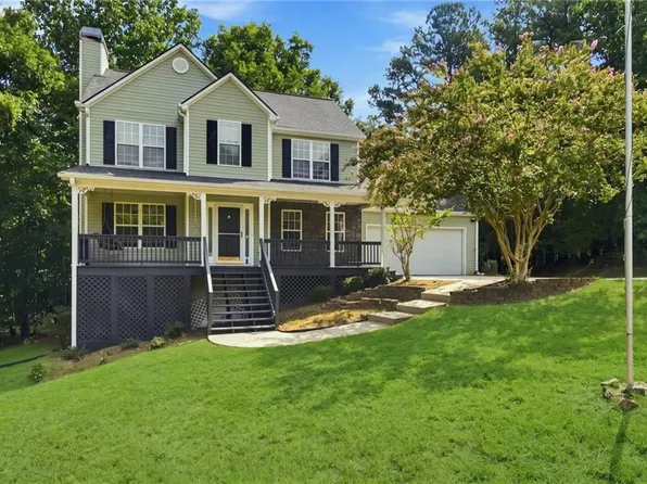 3241 Victoria Place Dr, Loganville, GA 30052