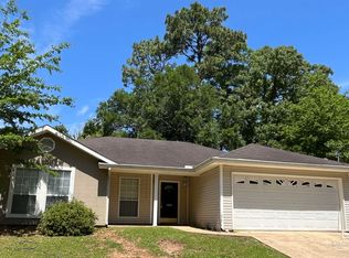 104 Perry Cir, Daphne, AL 36526