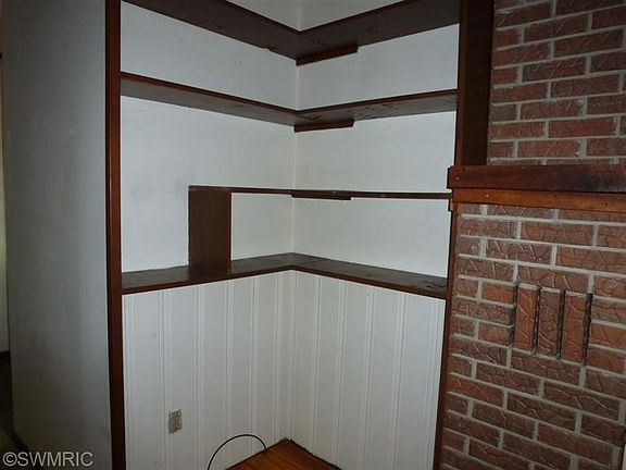 5th image of 219 S Lakeview Ave