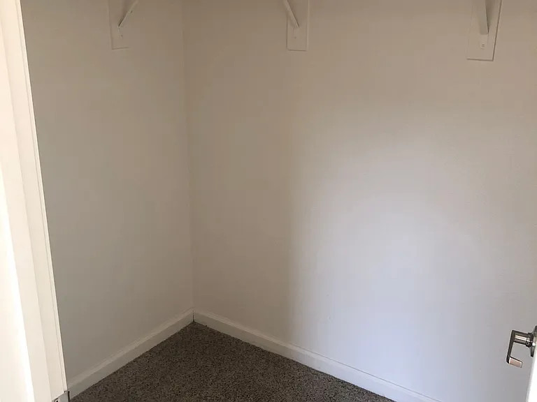 Luxe Ripon Apartments — Photo 17