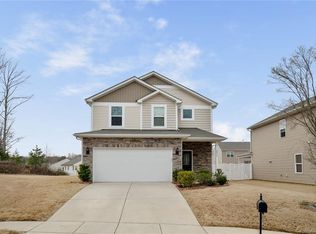 8834 Balsam Bay Rd NE, Charlotte, NC 28227