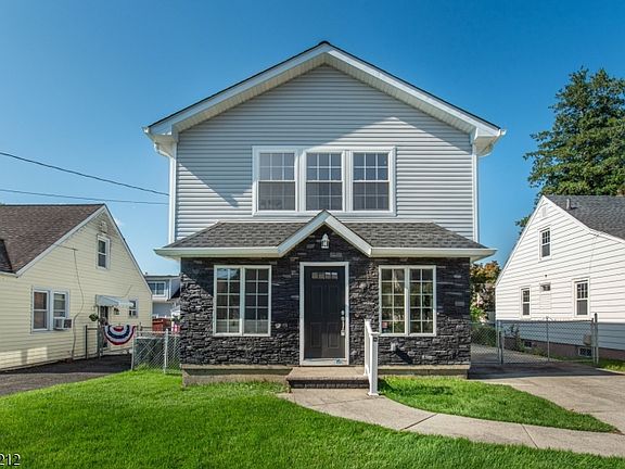 2nd image of 46 Birch St