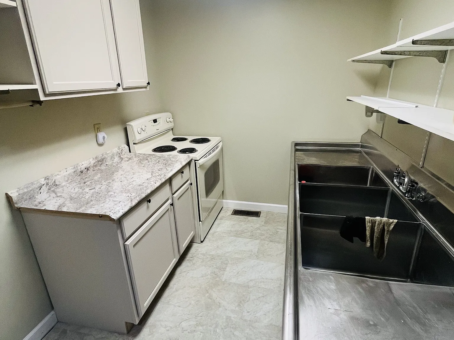 328 East State Street - 1 — Photo 2